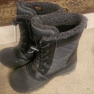 Thermolite Kids Black Snow Boots